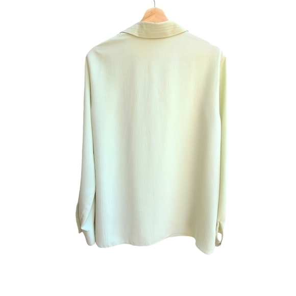 Canda Textured Green Button-down Blouse with Embroidered Collar, Size XL - Picture 2 of 10